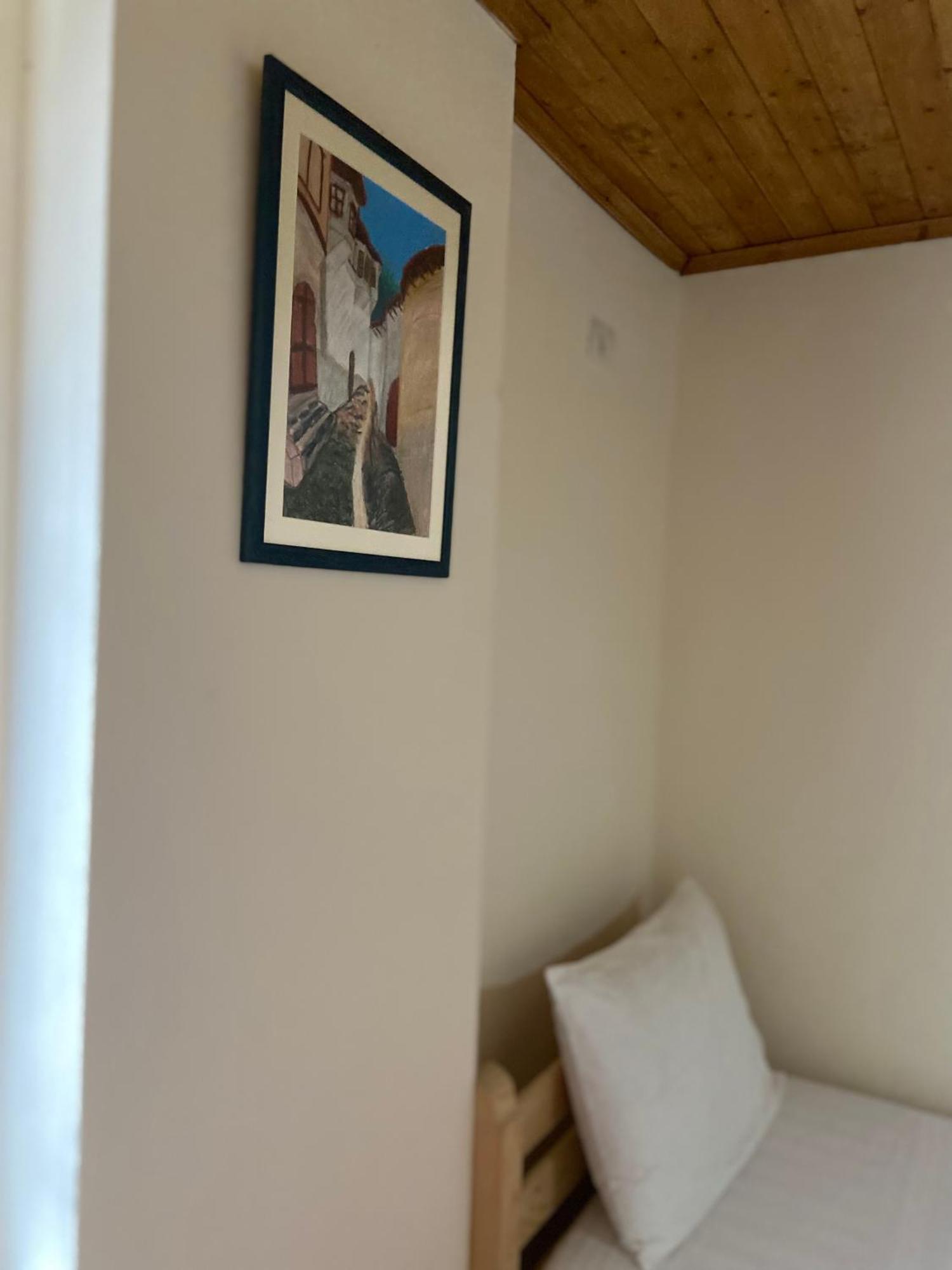 Teo'S Guest House Берат Экстерьер фото