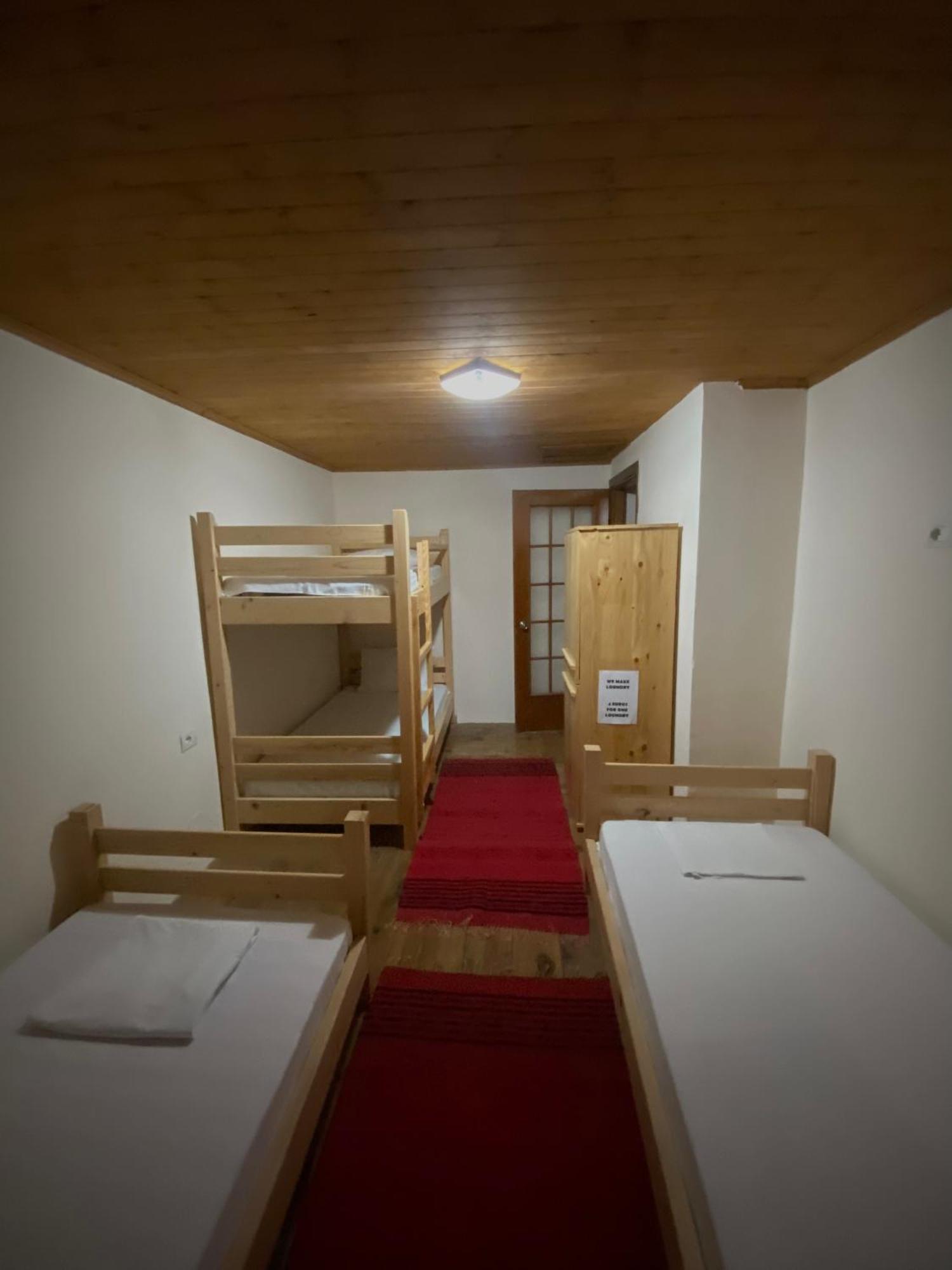 Teo'S Guest House Берат Экстерьер фото