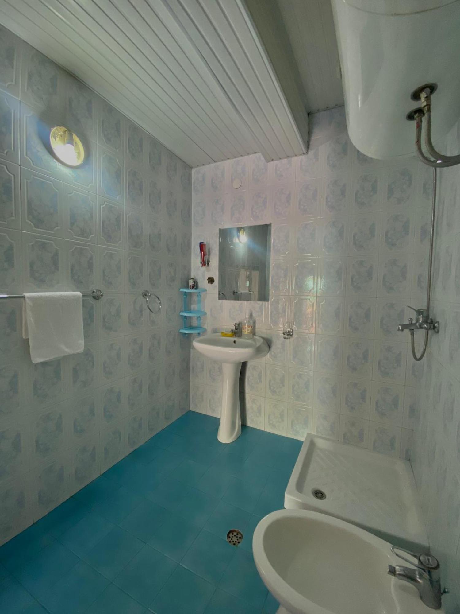 Teo'S Guest House Берат Экстерьер фото